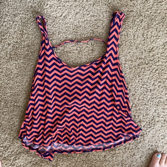 Assorted Tank Top Bundle - Picture 6 of 11